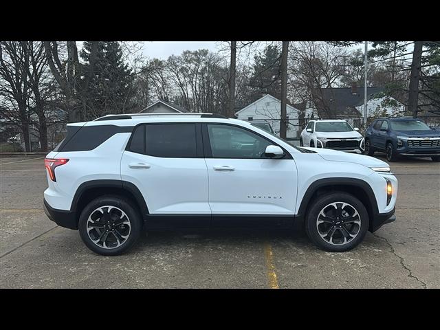 new 2025 Chevrolet Equinox car, priced at $33,070