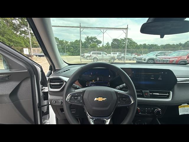 new 2026 Chevrolet TrailBlazer car, priced at $27,209