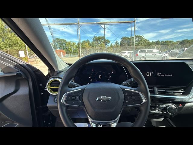 used 2024 Chevrolet Trax car, priced at $22,894