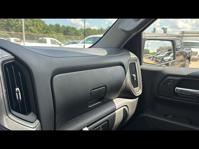 new 2025 Chevrolet Silverado 1500 car, priced at $35,998