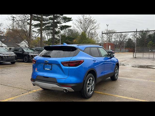 new 2025 Chevrolet Blazer car, priced at $35,226