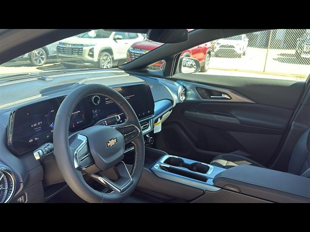 new 2025 Chevrolet Equinox EV car, priced at $41,654