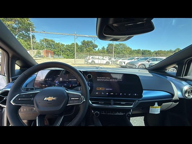 new 2025 Chevrolet Equinox EV car, priced at $41,654