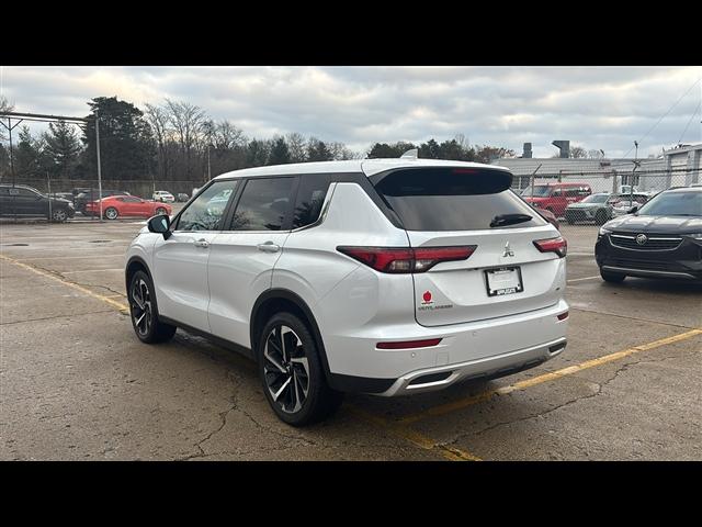 used 2023 Mitsubishi Outlander car, priced at $24,598