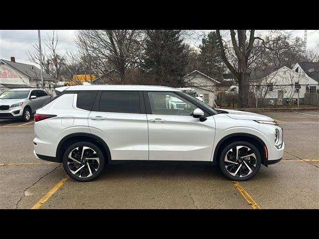 used 2023 Mitsubishi Outlander car, priced at $24,598