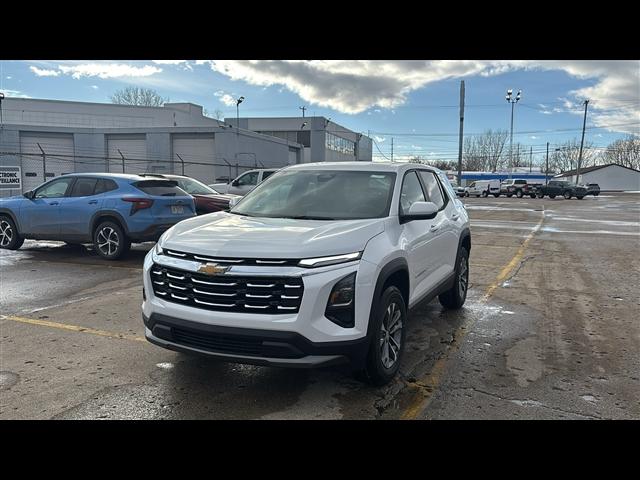 new 2025 Chevrolet Equinox car, priced at $27,889