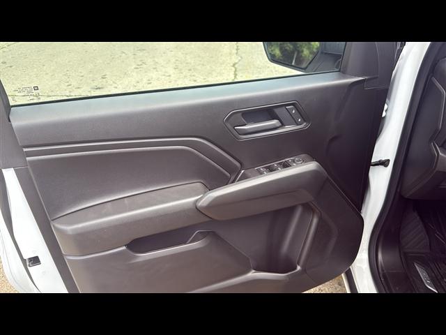 new 2025 Chevrolet Colorado car, priced at $36,614