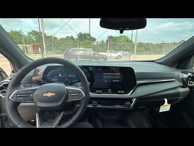 new 2026 Chevrolet Equinox car, priced at $29,937