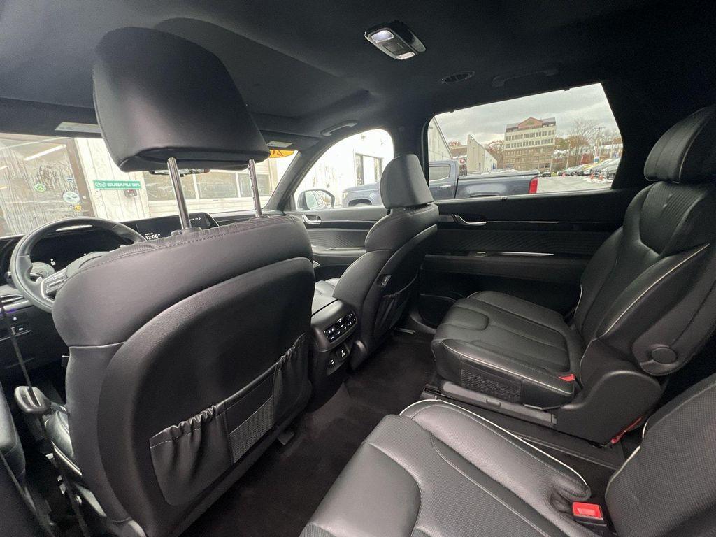 used 2025 Hyundai Palisade car, priced at $44,984