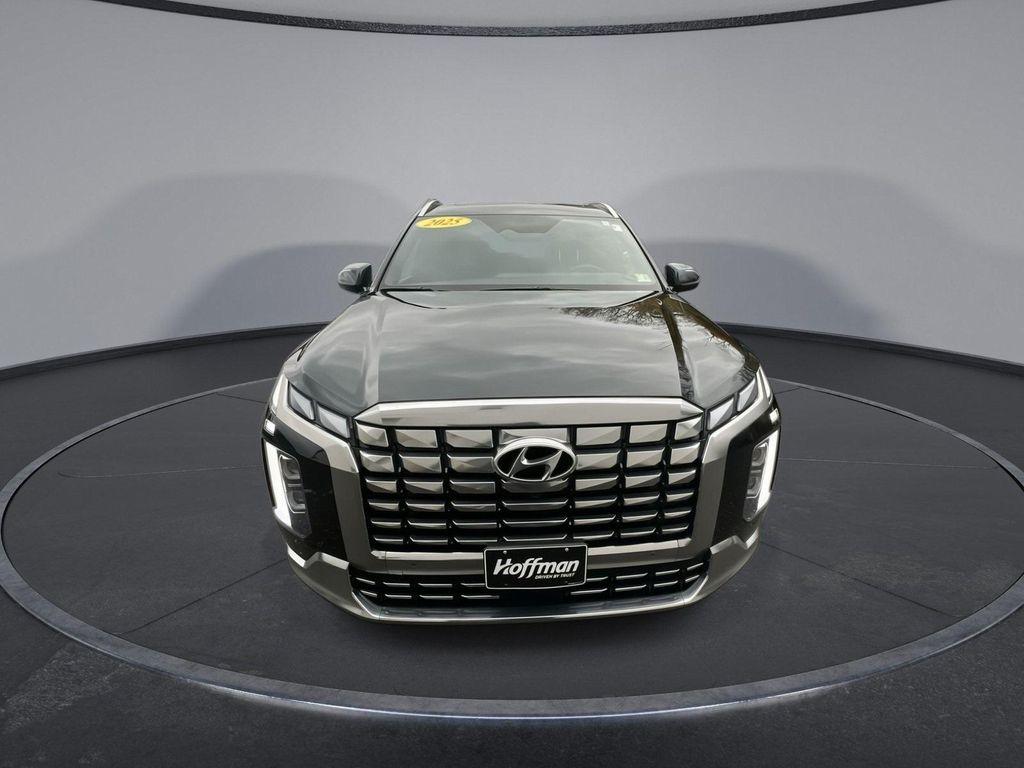 used 2025 Hyundai Palisade car, priced at $44,984