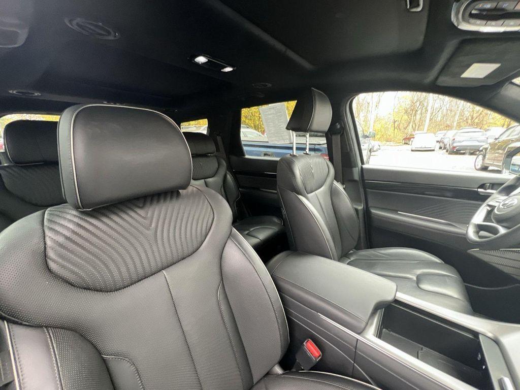 used 2025 Hyundai Palisade car, priced at $44,984