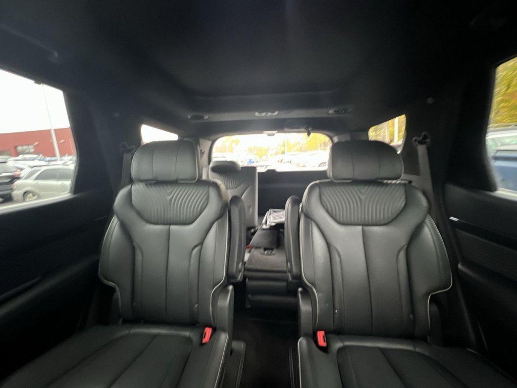 used 2025 Hyundai Palisade car, priced at $44,984