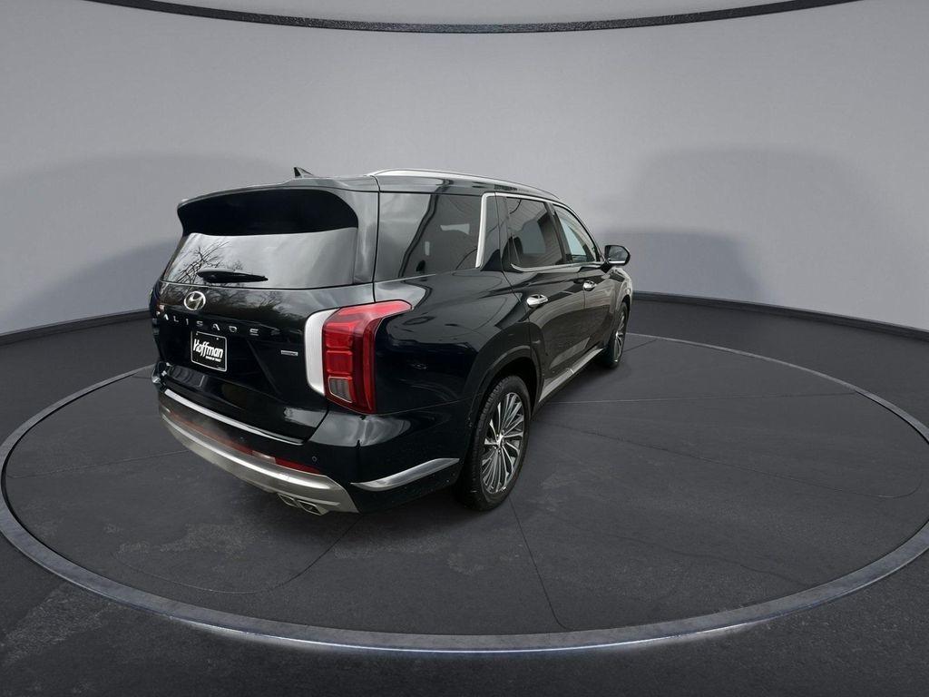 used 2025 Hyundai Palisade car, priced at $44,984