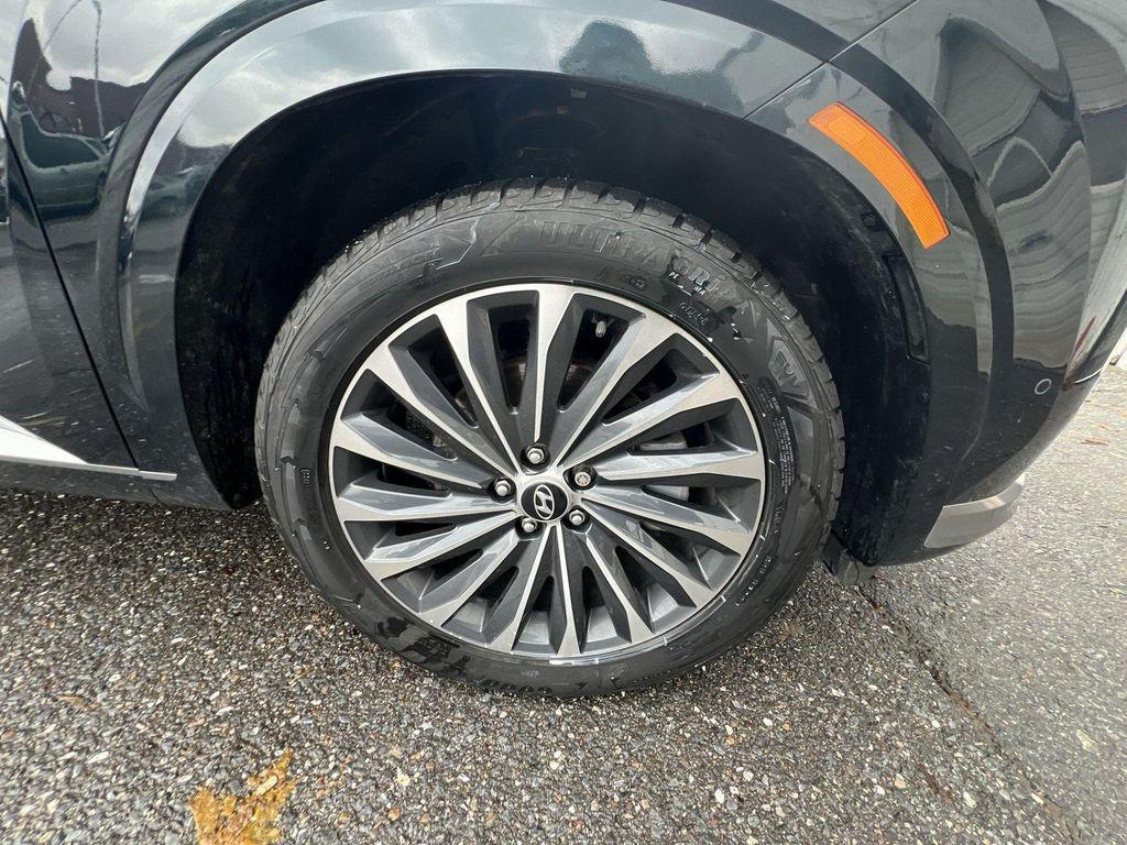 used 2025 Hyundai Palisade car, priced at $44,984