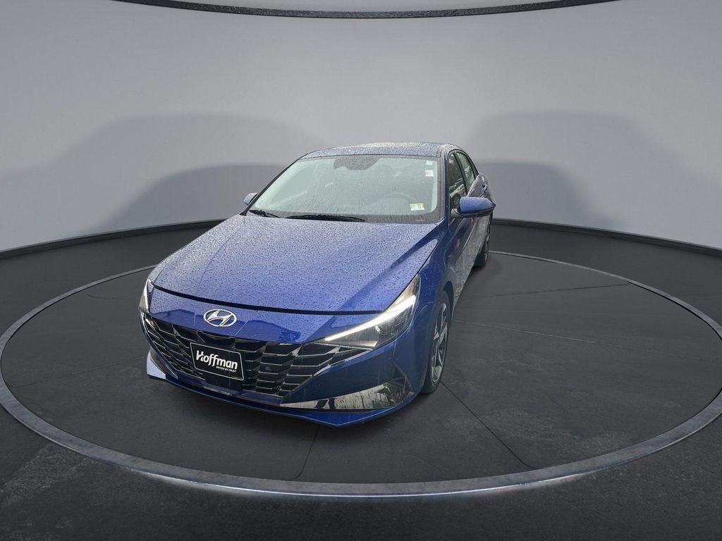 used 2022 Hyundai Elantra car, priced at $17,764