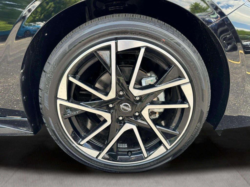 new 2025 Nissan Sentra car, priced at $25,913