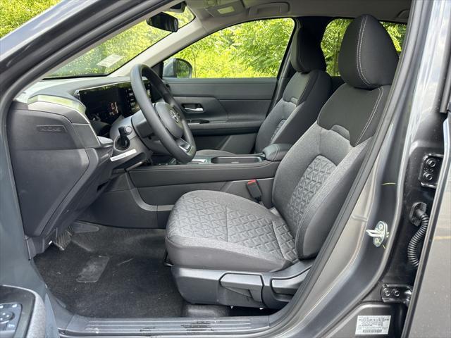 new 2025 Nissan Kicks car, priced at $26,555