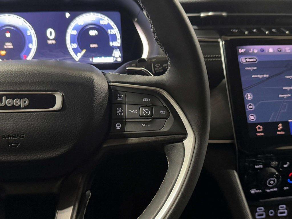 used 2023 Jeep Grand Cherokee car, priced at $28,795