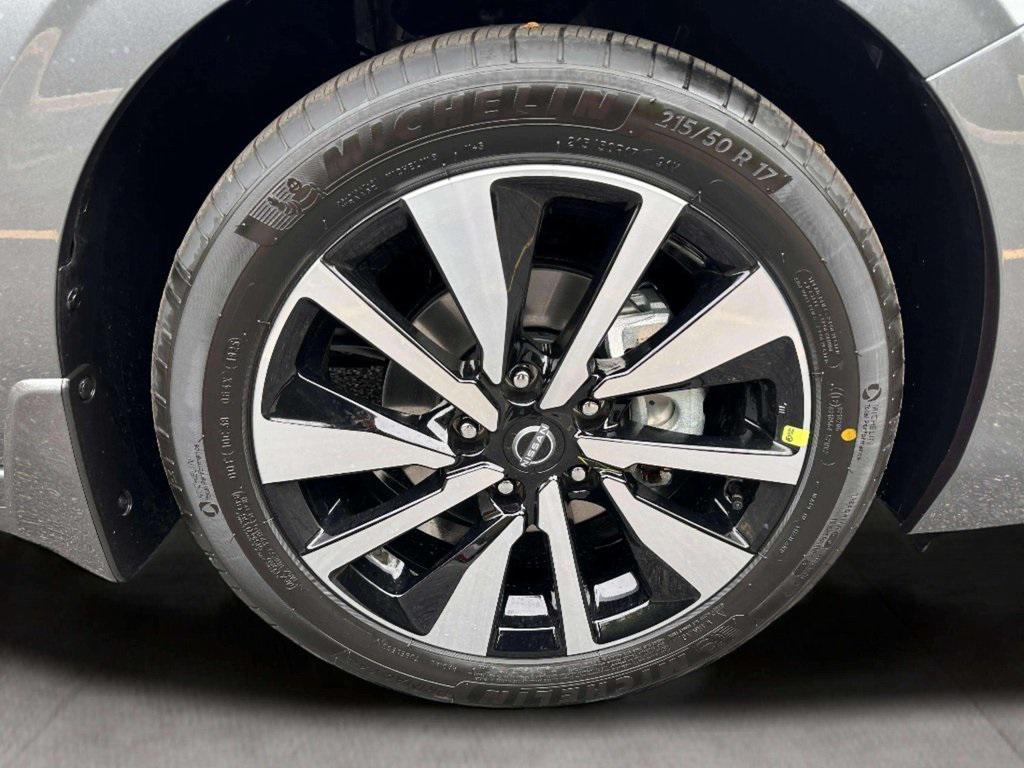 new 2025 Nissan Sentra car, priced at $24,761