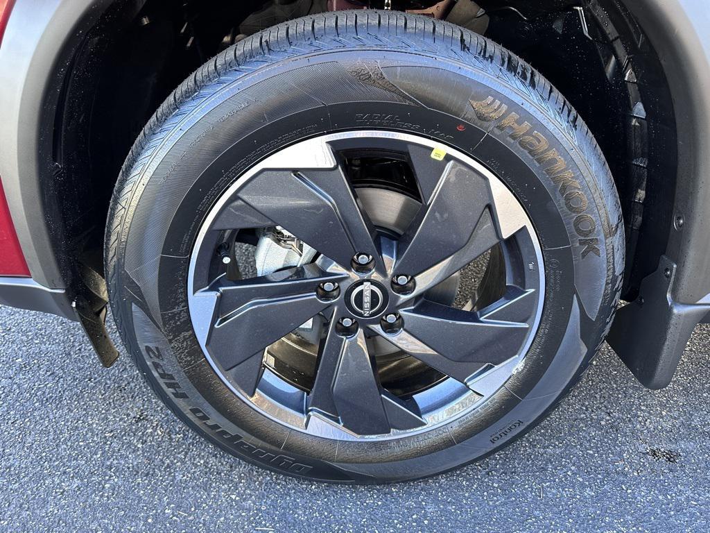 new 2026 Nissan Rogue car, priced at $33,746