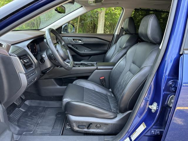 used 2021 Nissan Rogue car, priced at $29,395