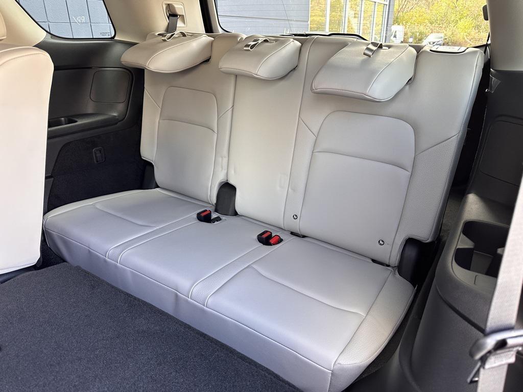 new 2025 Nissan Pathfinder car, priced at $37,092