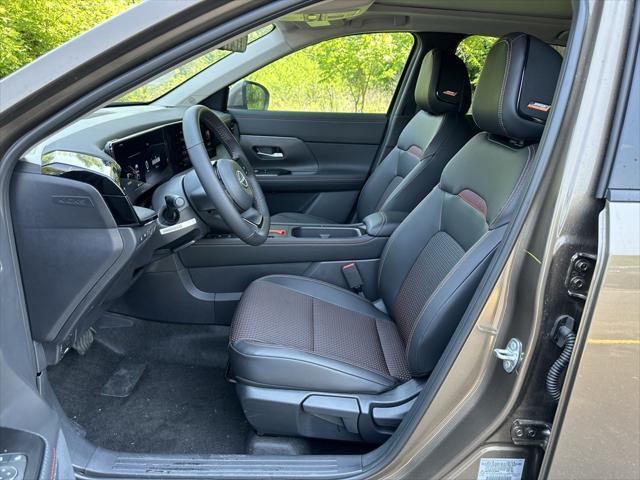 new 2025 Nissan Kicks car, priced at $34,505