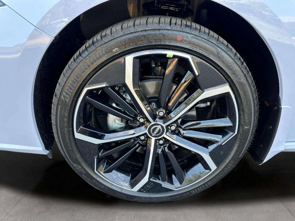 new 2025 Nissan Altima car, priced at $31,613
