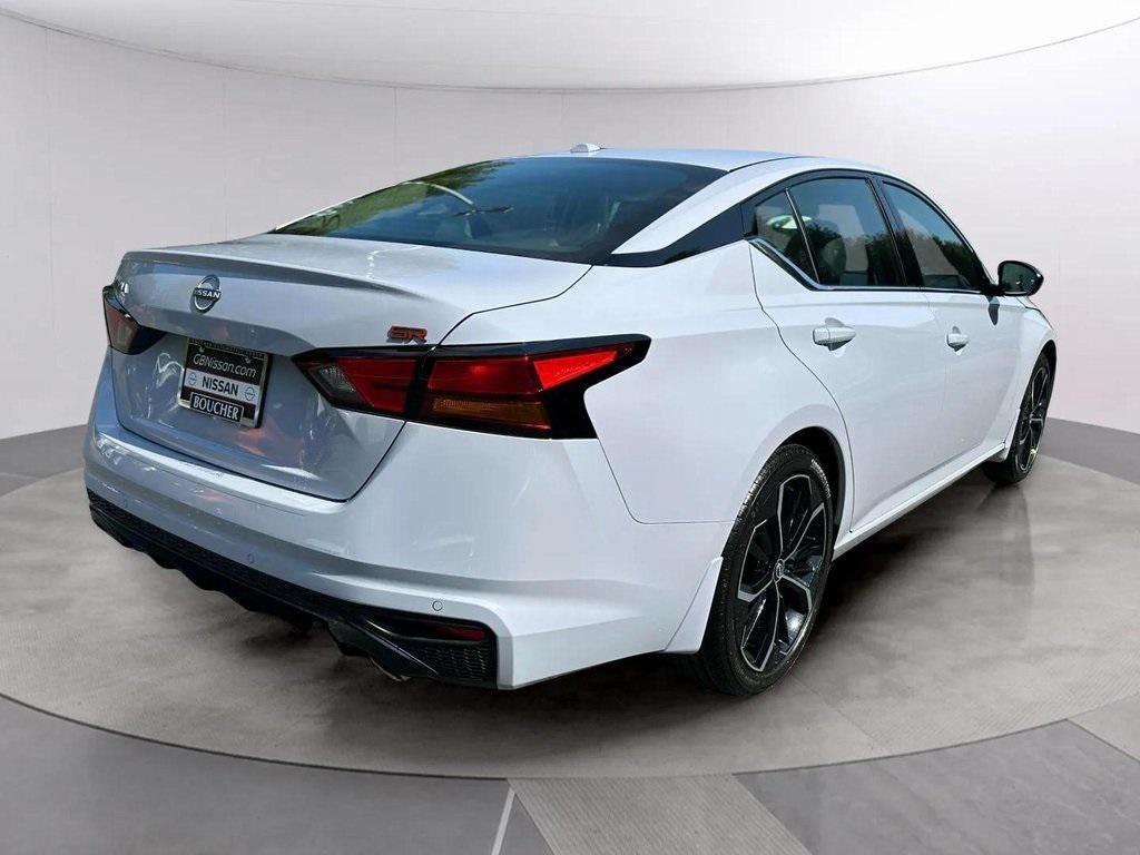 new 2025 Nissan Altima car, priced at $31,613