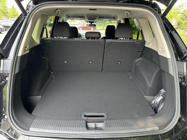 new 2025 Nissan Rogue car, priced at $32,028