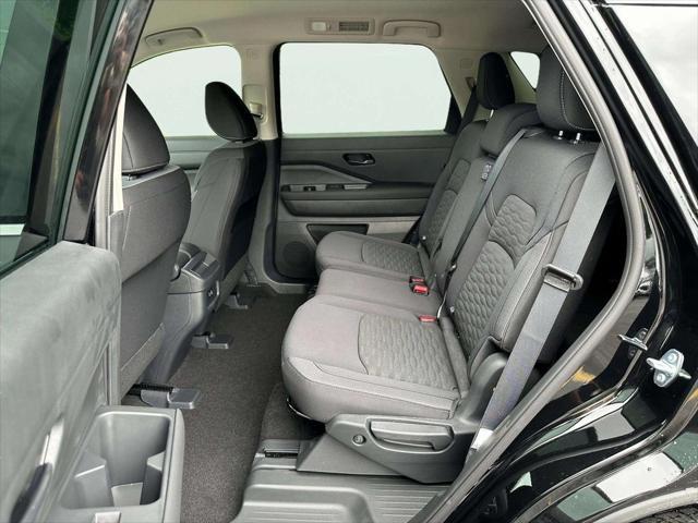 new 2025 Nissan Pathfinder car, priced at $37,419