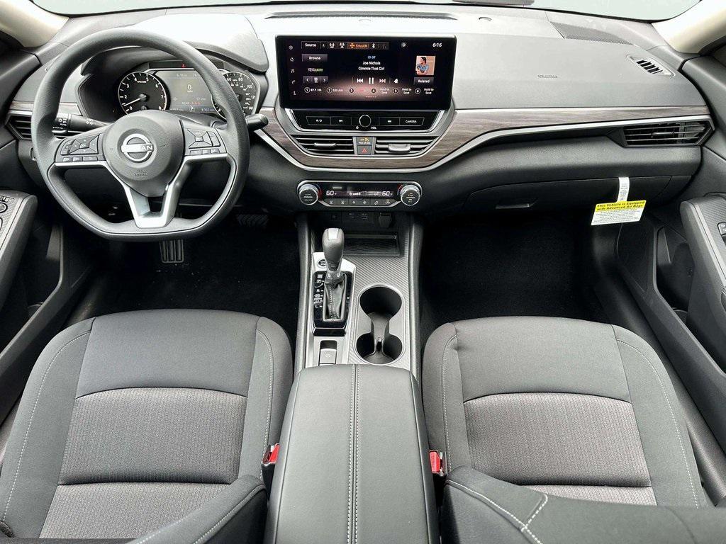 new 2025 Nissan Altima car, priced at $29,495