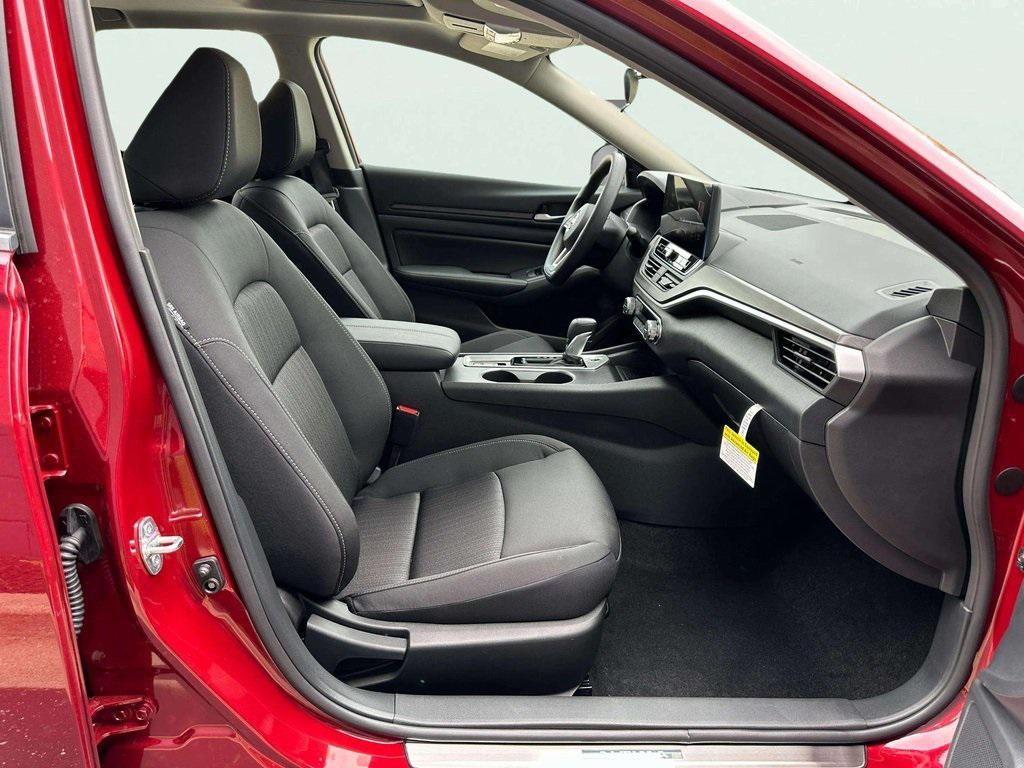 new 2025 Nissan Altima car, priced at $29,495