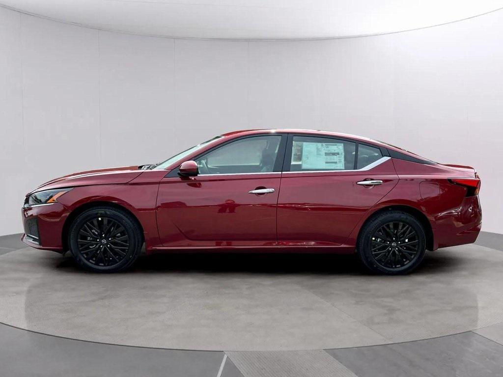new 2025 Nissan Altima car, priced at $29,495