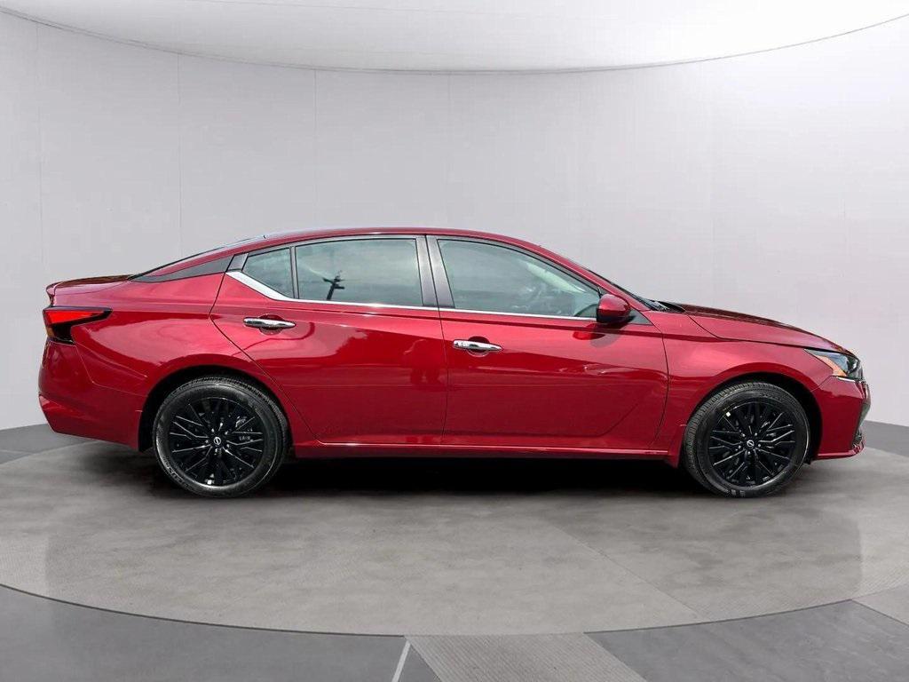 new 2025 Nissan Altima car, priced at $29,495