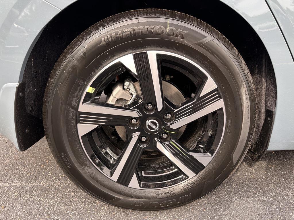 new 2025 Nissan Sentra car, priced at $22,014