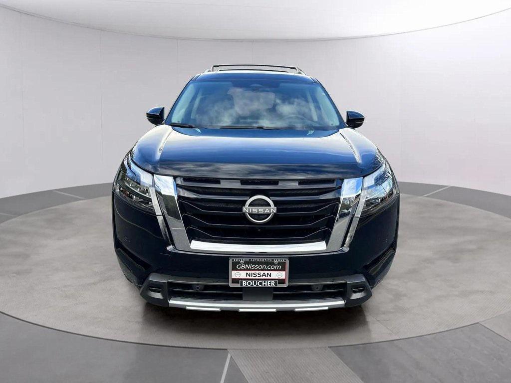new 2025 Nissan Pathfinder car, priced at $48,694
