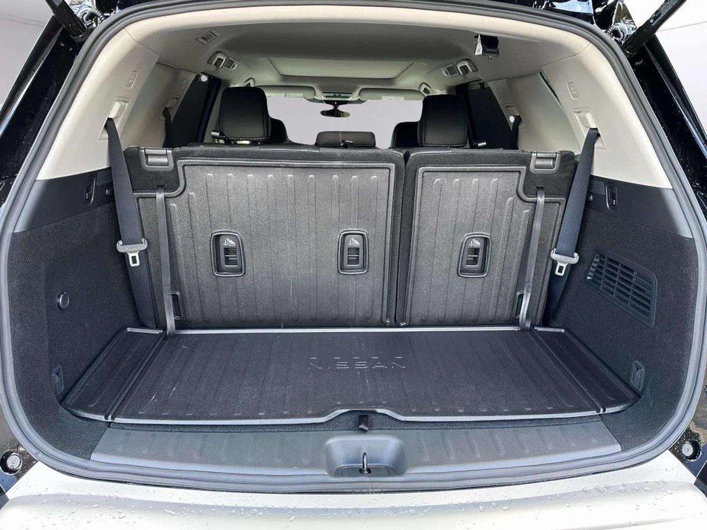 new 2025 Nissan Pathfinder car, priced at $48,694