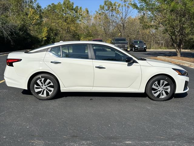 new 2025 Nissan Altima car, priced at $25,678