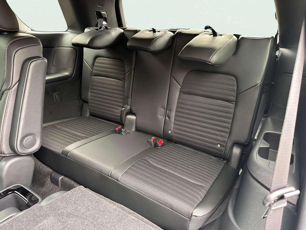 new 2025 Nissan Pathfinder car, priced at $38,334