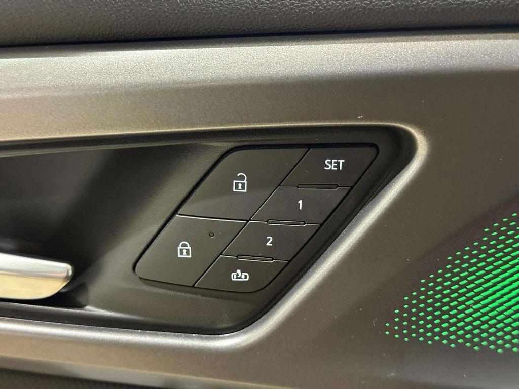 used 2025 Chevrolet Equinox EV car, priced at $32,995