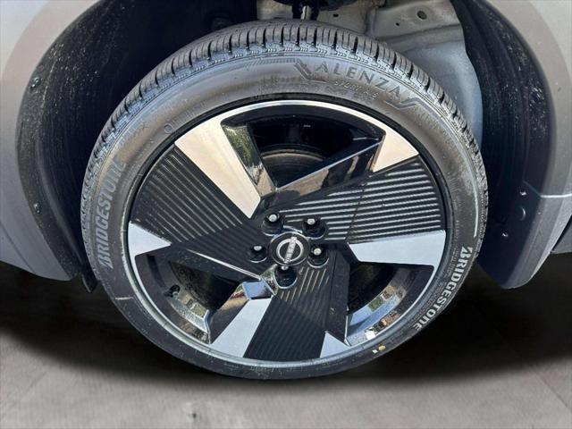new 2025 Nissan Kicks car, priced at $28,340