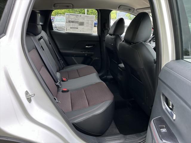 new 2025 Nissan Kicks car, priced at $28,924
