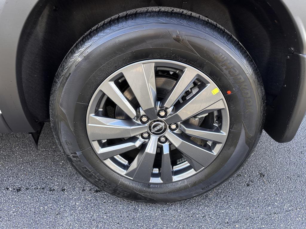 new 2025 Nissan Pathfinder car, priced at $31,832