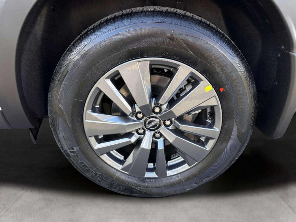 new 2025 Nissan Pathfinder car, priced at $31,832