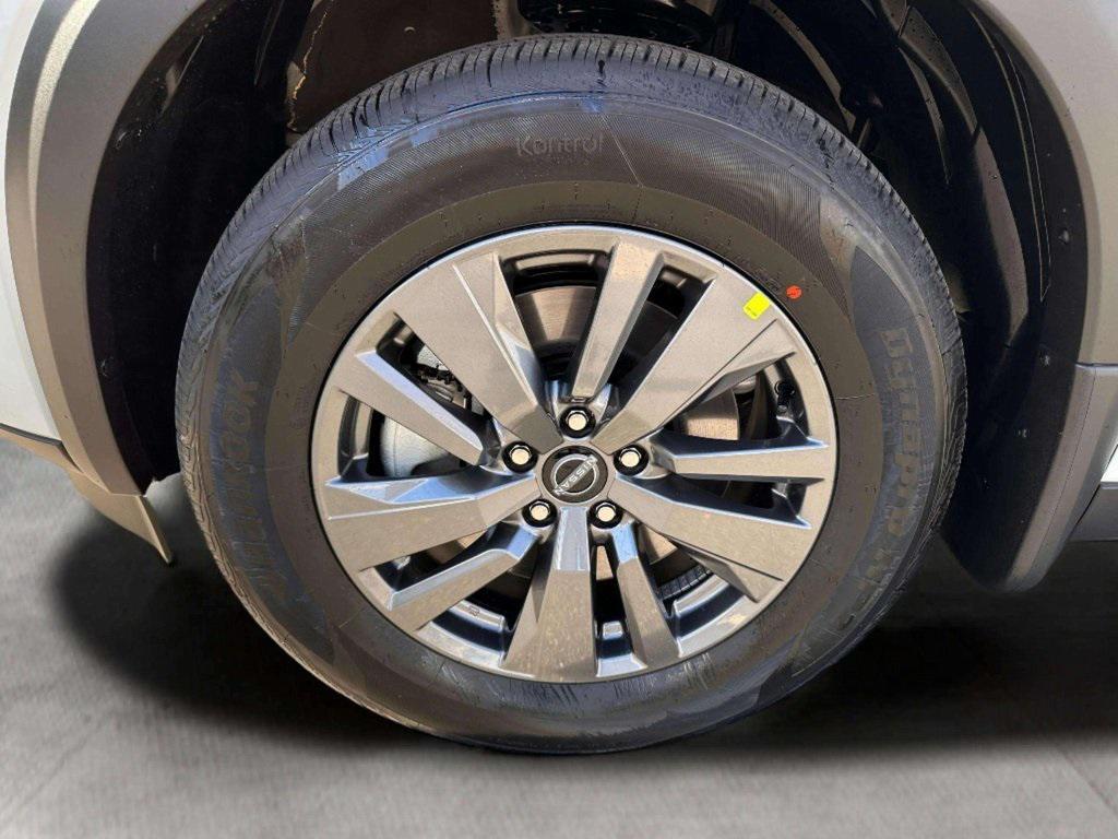 new 2025 Nissan Pathfinder car, priced at $31,832