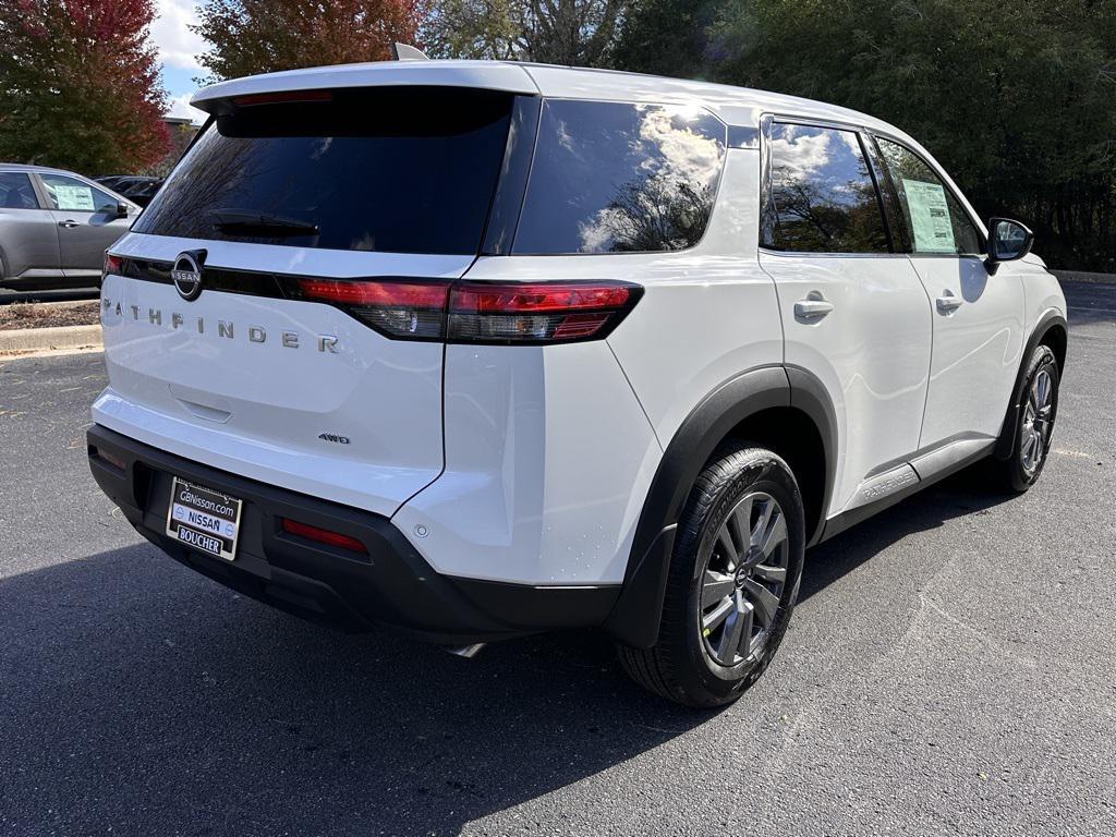 new 2025 Nissan Pathfinder car, priced at $31,832
