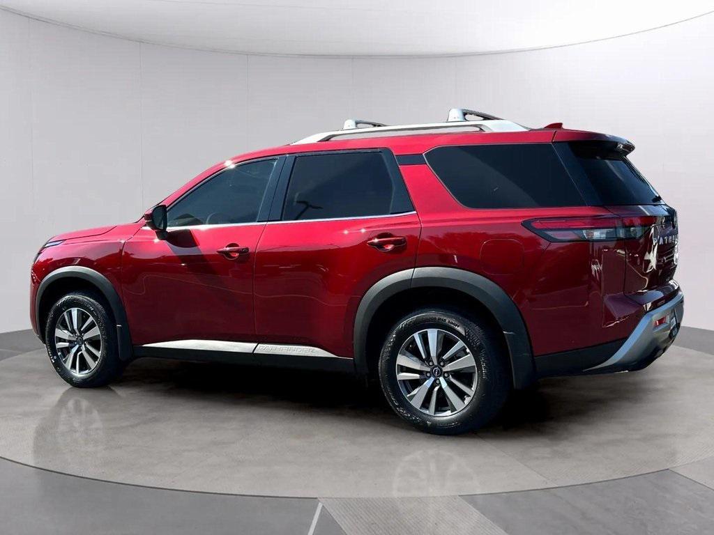new 2025 Nissan Pathfinder car, priced at $42,807