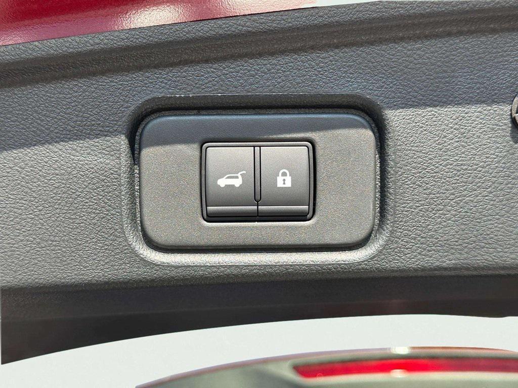 new 2025 Nissan Pathfinder car, priced at $42,807