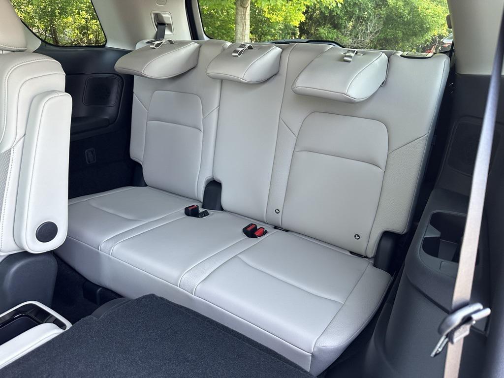 new 2025 Nissan Pathfinder car, priced at $38,399